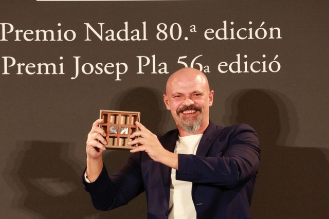 César Pérez Gellida Bags Nadal Prize for 'Bajo tierra seca